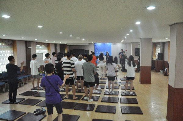 e2cda9ddbaff8172d0876b45d05ab3c7_1534465